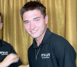 Travis photo booth ri photo both tech